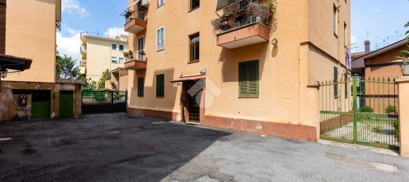 3-salle Appartement à Rome, Italy No. 135029 3