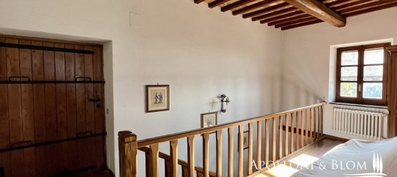 5 bedrooms Land in Cetona, Italy No. 53660 7