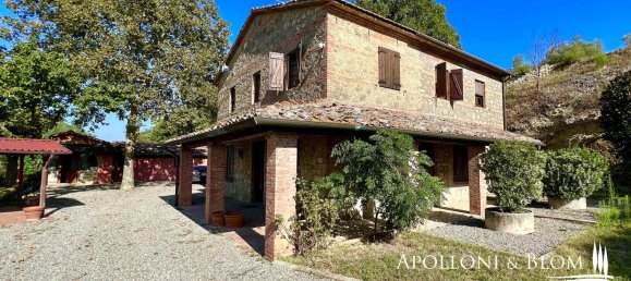 5 bedrooms Land in Cetona, Italy No. 53660 3