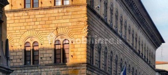 3 rooms Commercial property in Florence, Italy No. 39148 17