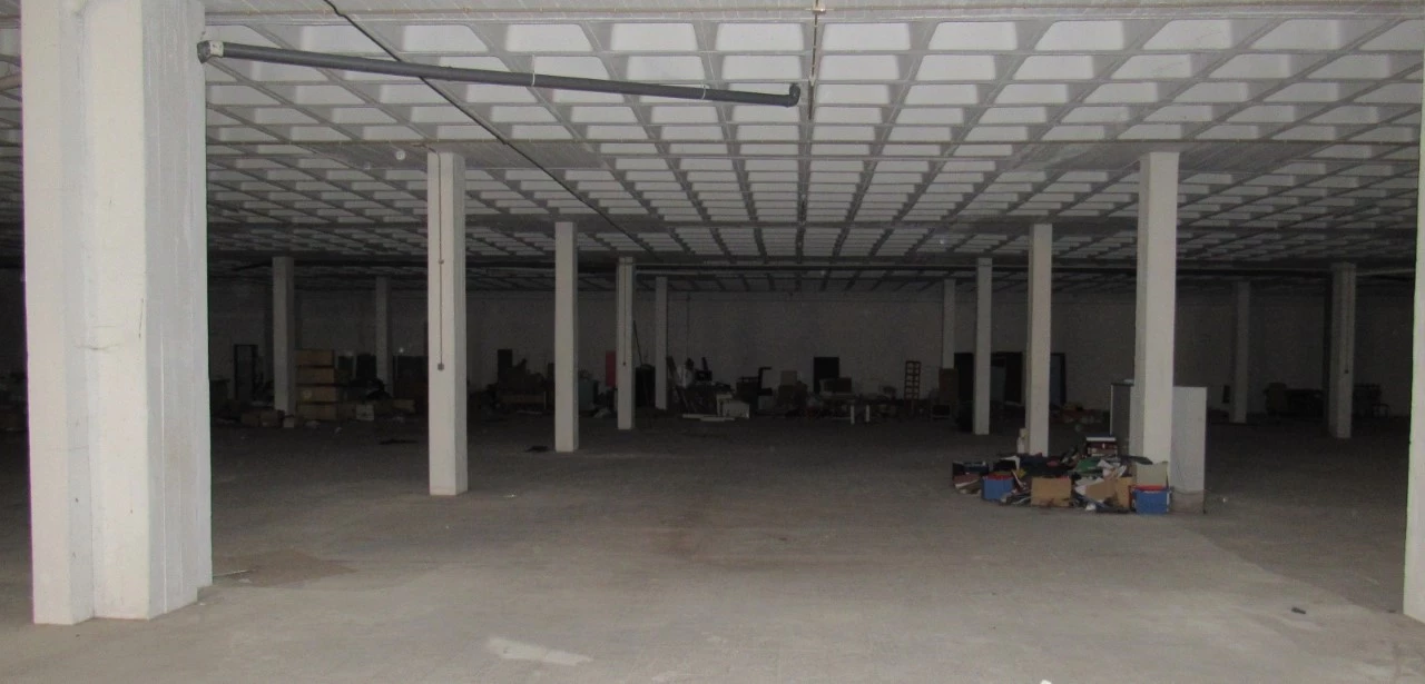 Entrepôt à Sintra, Portugal 3000m² No. 75969