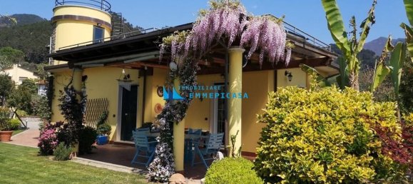 13 rooms Villa in Massa, Italy No. 237316 3