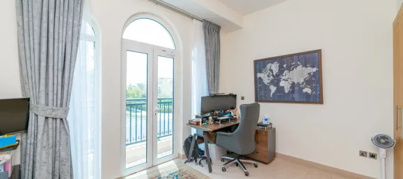 4 bedrooms Villa in Jumeirah Park, UAE No. 106170 11