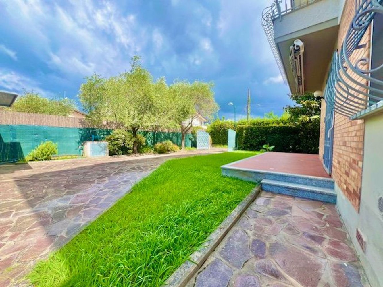 3 bedrooms Villa in Forte dei Marmi, Italy No. 328932