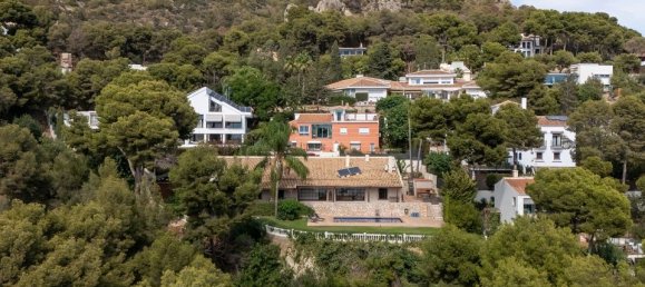 5 bedrooms Villa in Malaga, Spain No. 186124 34