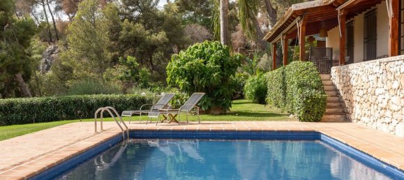 5 bedrooms Villa in Malaga, Spain No. 186124 3