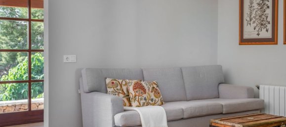 5 bedrooms Villa in Malaga, Spain No. 186124 17