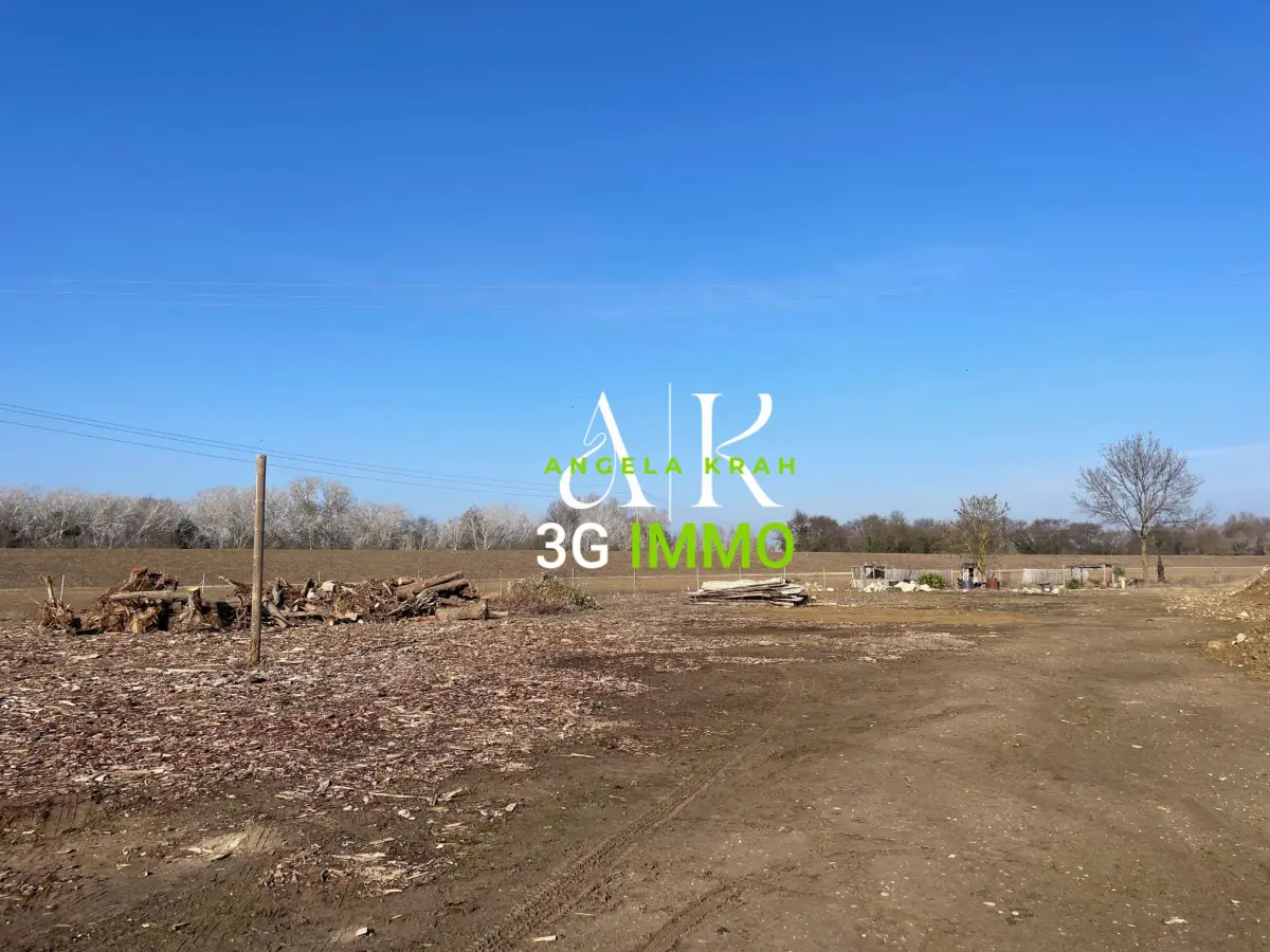 5855m² Land in Saint-Laurent-d'Aigouze, France No. 114159