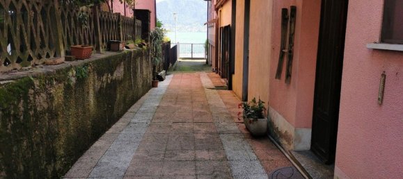 8 rooms House in Porto Ceresio, Italy No. 124119 19