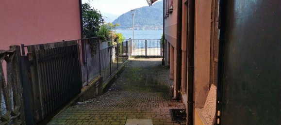 8 rooms House in Porto Ceresio, Italy No. 124119 27