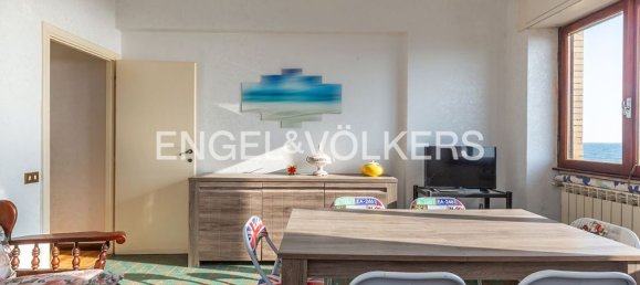 Квартира с 3 комнатами в Ардеа, Италия № 128036 6