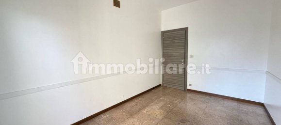 3 bedrooms Apartment in Turin, Italy No. 120055 12