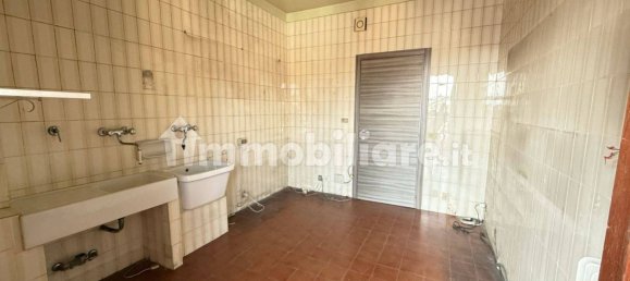 3 bedrooms Apartment in Turin, Italy No. 120055 24