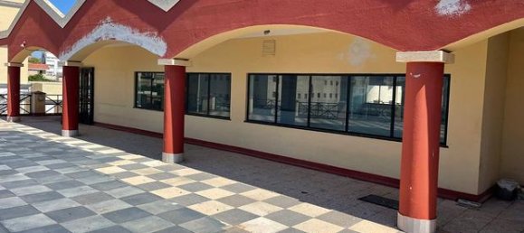 10 rooms Commercial property in Cagliari, Italy No. 272119 4