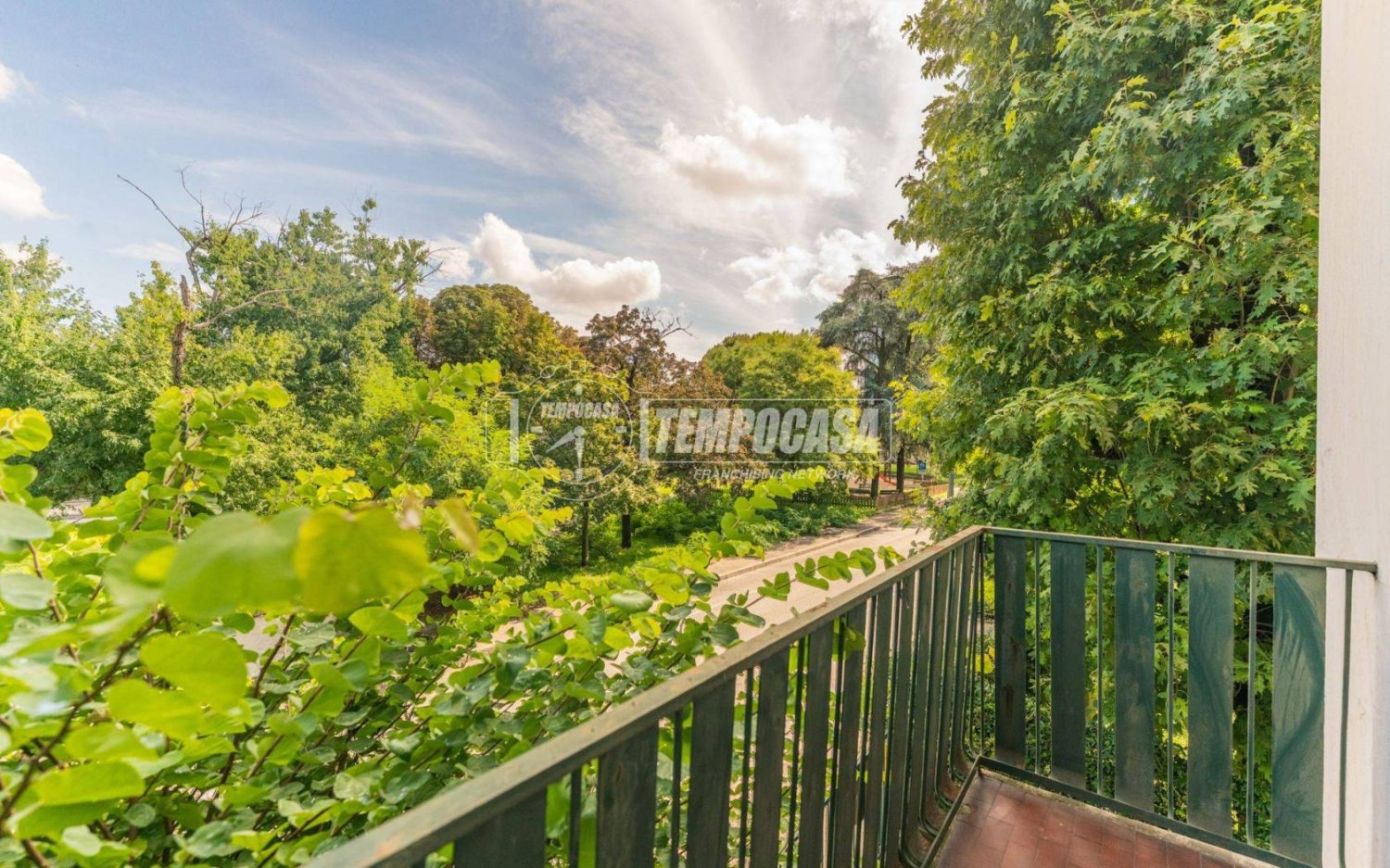 2 bedrooms Apartment in Milan, Italy No. 338745