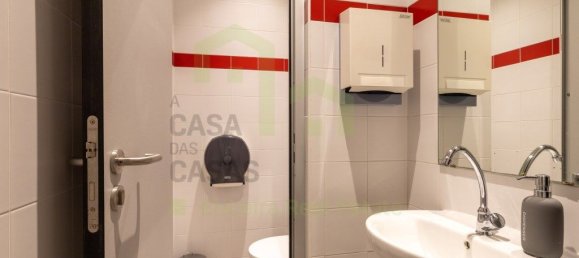 Propriété commerciale à Ericeira, Portugal 147m² No. 148346 9