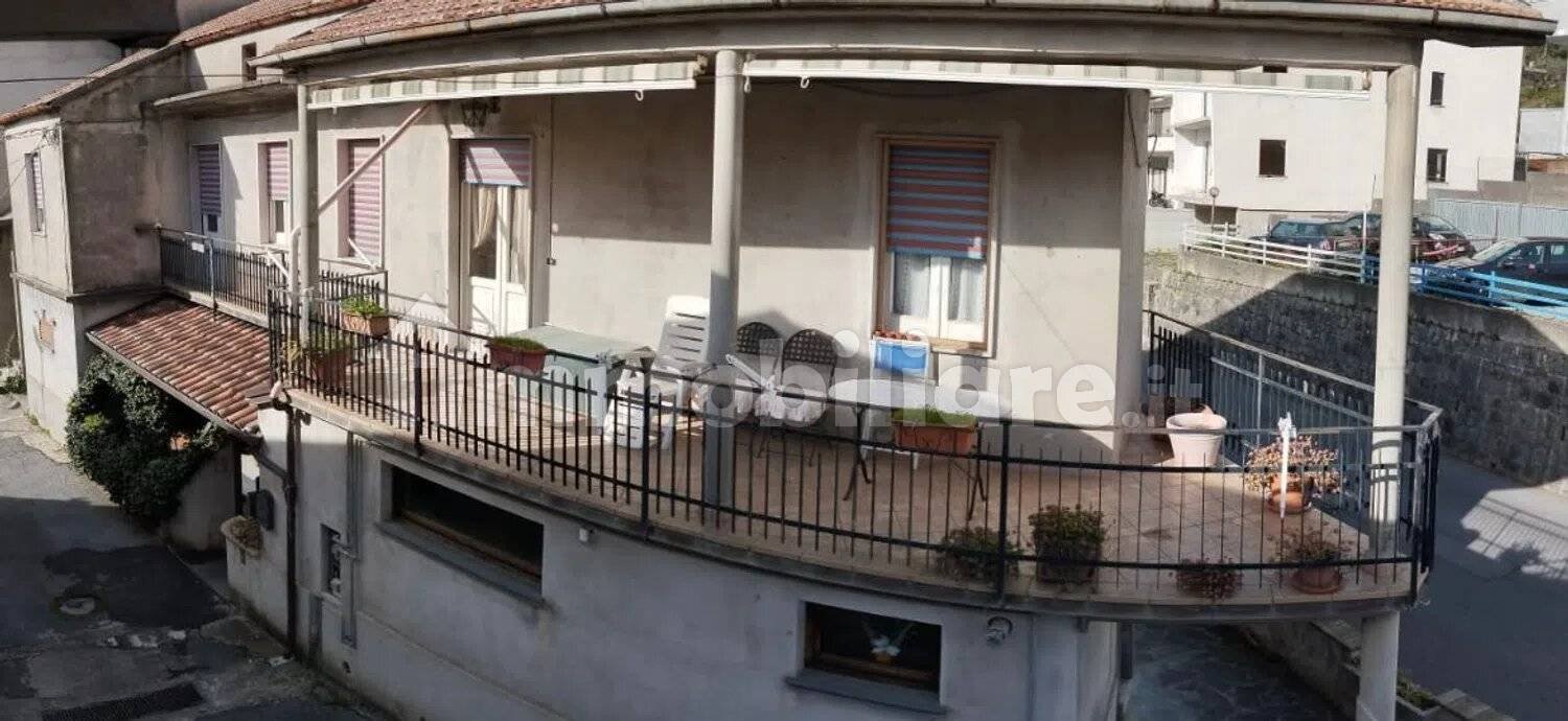 5 Schlafzimmer Wohnung in Lauria, Italy, Nr. 65347