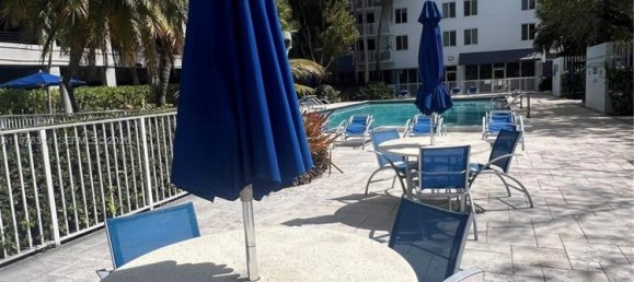 2 dormitorios propiedad comercial en venta en Miami, Miami-Dade, Florida, USA № 614806 15
