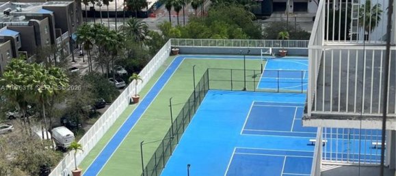 2 dormitorios propiedad comercial en venta en Miami, Miami-Dade, Florida, USA № 614806 3