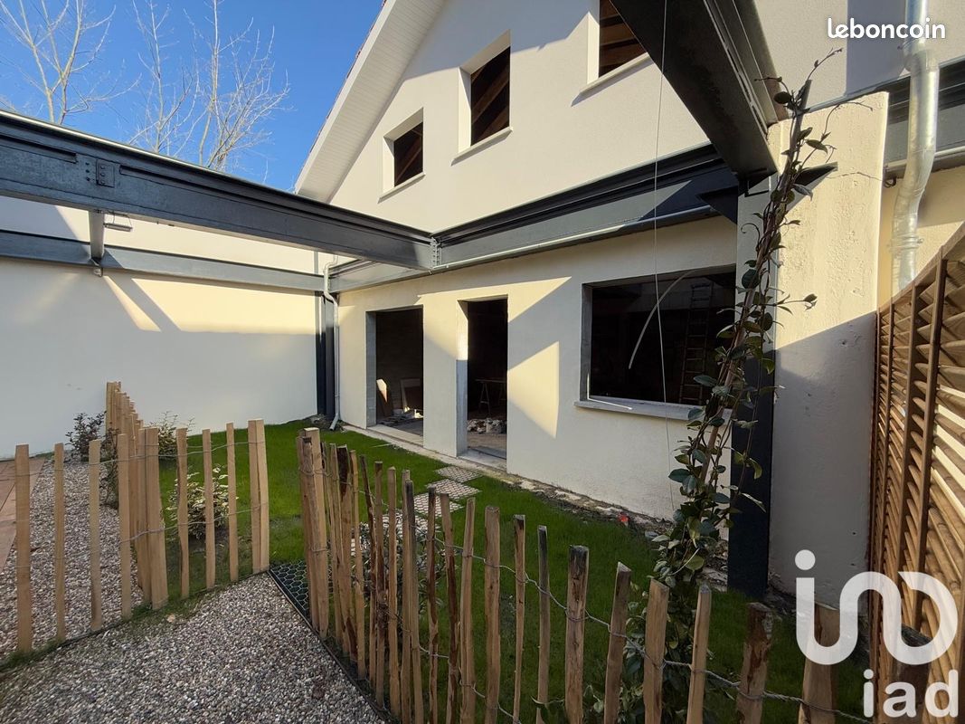 3-Zimmer Doppelhaus in Bordeaux, France, Nr. 104657