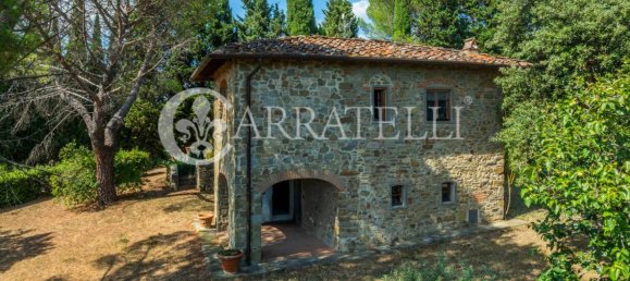 6 bedrooms House in Reggello, Italy No. 301995 18