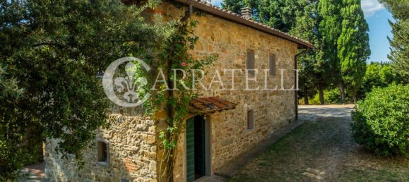 6 bedrooms House in Reggello, Italy No. 301995 16