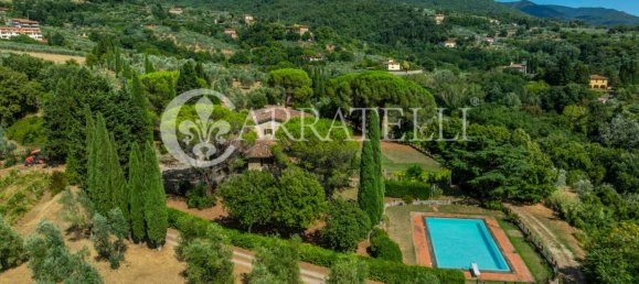 6 bedrooms House in Reggello, Italy No. 301995 9