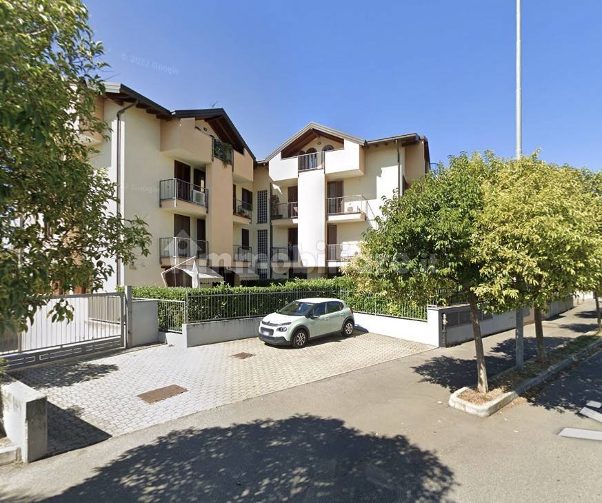 1 غرف نوم شقة في Cassano Magnago, Italy رقم 3225