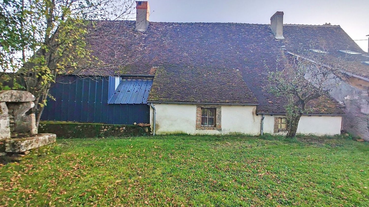 2 bedrooms House in Batilly-en-Puisaye, France No. 217688