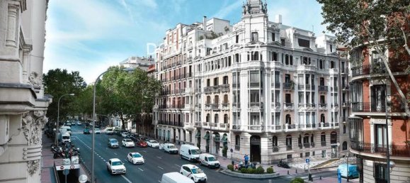 3 bedrooms Apartment in Madrid, Spain No. 162960 9