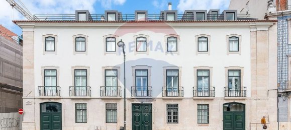 4 غرف نوم منزل ذو طابقين في Lisbon, Portugal رقم 115402 2