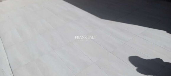 2 bedrooms House in Victoria, Malta No. 6016 11