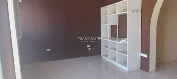 2 bedrooms House in Victoria, Malta No. 6016 6