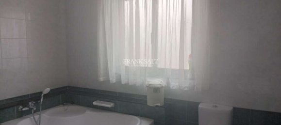 2 bedrooms House in Victoria, Malta No. 6016 16