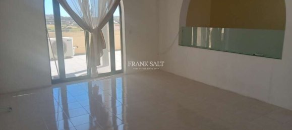 2 bedrooms House in Victoria, Malta No. 6016 8