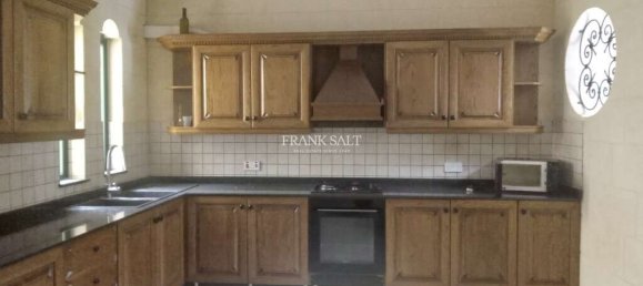 2 bedrooms House in Victoria, Malta No. 6016 3