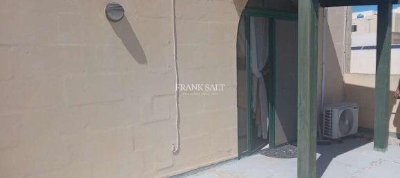 2 bedrooms House in Victoria, Malta No. 6016 10