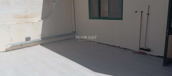 2 bedrooms House in Victoria, Malta No. 6016 12