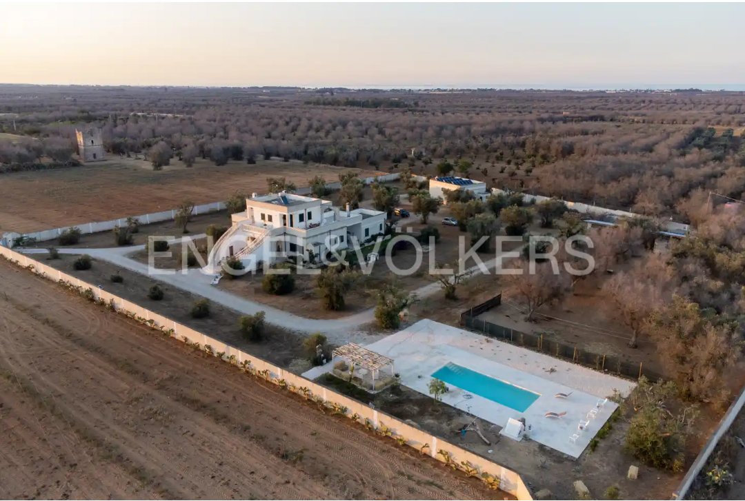 Villa T6 em Torchiarolo, Italy N.º 61296