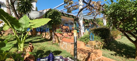 2 bedrooms Finca in Estepona, Spain No. 1380 4