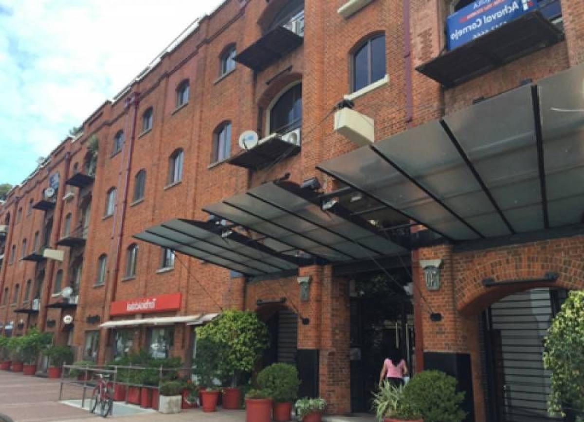 332m² Office in Buenos Aires, Argentina No. 107745