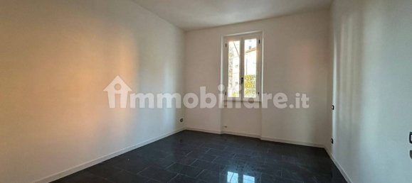 Квартира с 1 спальней в Фьюджи, Италия № 215474 11