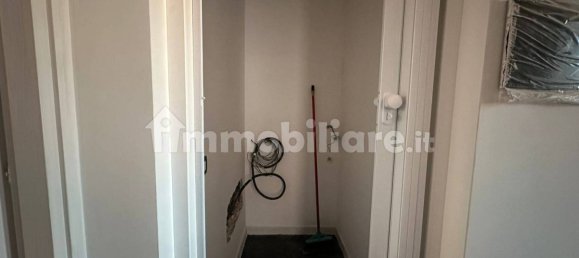 Квартира с 1 спальней в Фьюджи, Италия № 215474 9