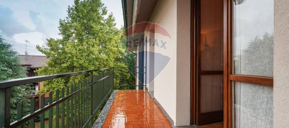 3 rooms Apartment in Montevecchia, Italy No. 336433 24