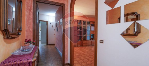 3 rooms Apartment in Montevecchia, Italy No. 336433 10