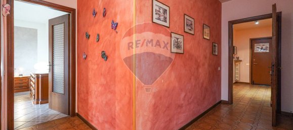 3 rooms Apartment in Montevecchia, Italy No. 336433 13