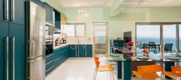 5 bedrooms Villa in Chania, Greece No. 8423 3