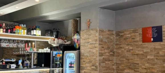 Imóvel comercial de 2 divisões em Cagliari, Italy N.º 305426 6