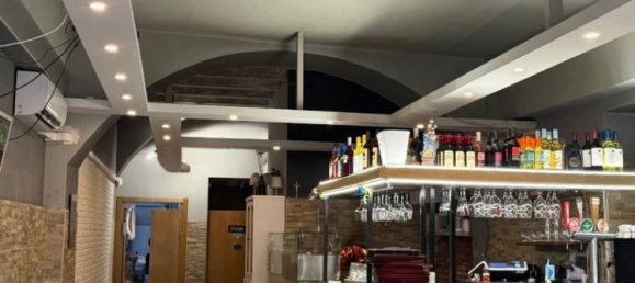 Imóvel comercial de 2 divisões em Cagliari, Italy N.º 305426 5