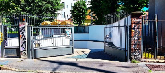 Garage in Milan, Italy 13m², Nr. 333295 2